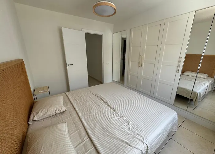 Flor De Pascua Gigantes Apartment